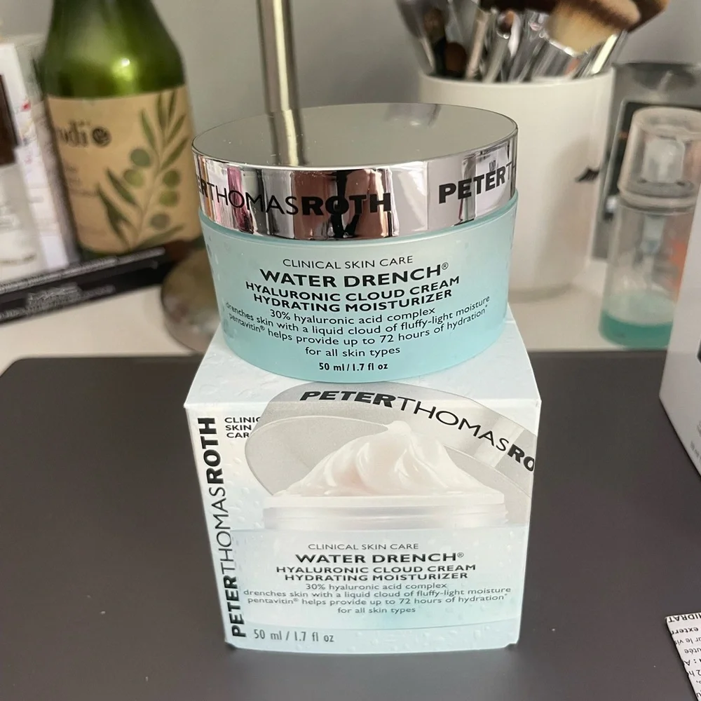 Peter Thomas Roth New in Box Water Drench Hydrating Moisturizer